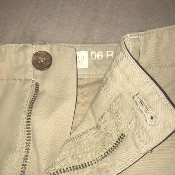 Shorts - Picture 4 of 4